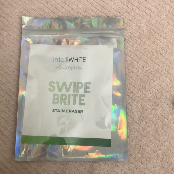 NEW INTELLI WHITE #smile right now swipe brite stain eraser.new never use - Picture 6 of 8